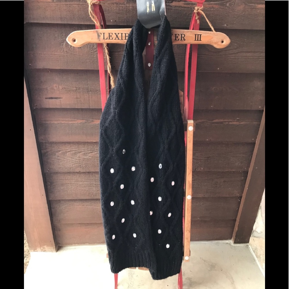 Women’s scarf